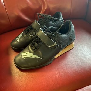 Velaasa Strake Olympic lifting shoes